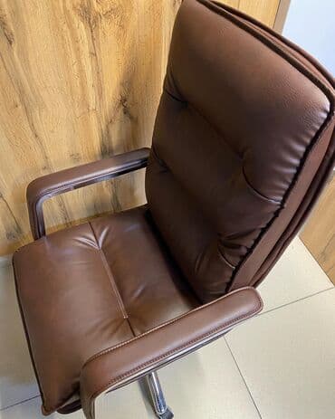 ортопедическое кресло бишкек: Кресло руководителя с обивкой из плотной эко кожи выполнено в — 4