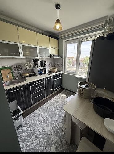 продается квартира город балыкчы: 2 комнаты, 46 м², 104 серия, Косметический ремонт — 3