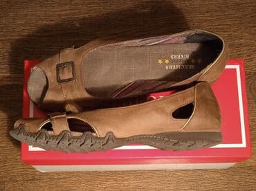 Audi: Продаю кожаные туфли( весна/лето ) на 40 размер — 2