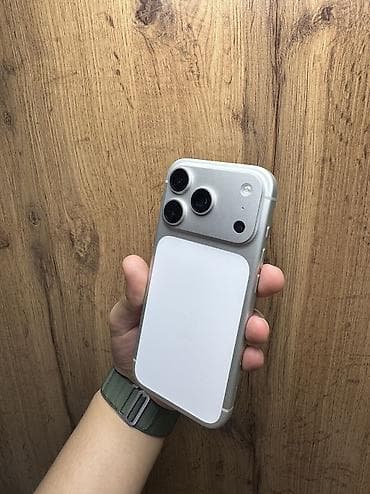 бэушный айфон 5: IPhone 17 Pro, Б/у, 256 ГБ, Белый, Защитное стекло, Чехол, В рассрочку, 100 % — 1
