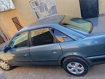 кассеты аудио: Audi 100: 1994 г., Бензин, Седан — 3