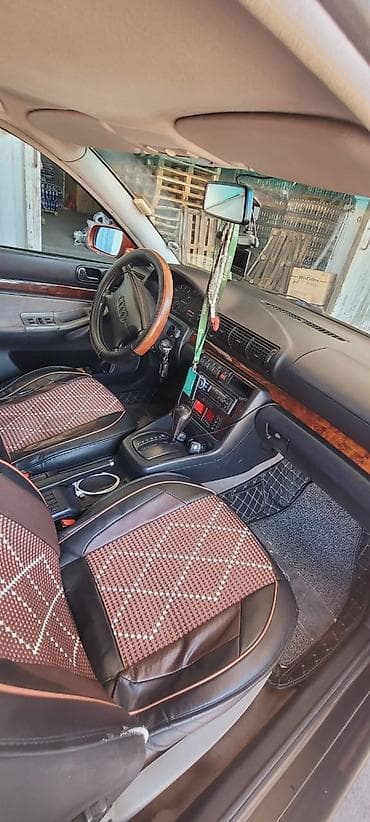 Audi A4: 1995 г., 2.6 л, Автомат, Бензин, Седан — 5