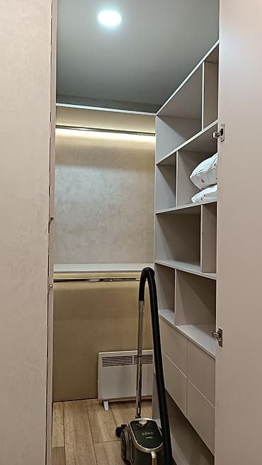 Кыймылсыз мүлк: 2 бөлмө, Менчик ээси, Чогуу жашоосу жок, Толугу менен эмереги бар — 9