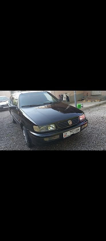 Volkswagen Passat Variant: 1994 г., 2 л, Механика, Бензин, Универсал