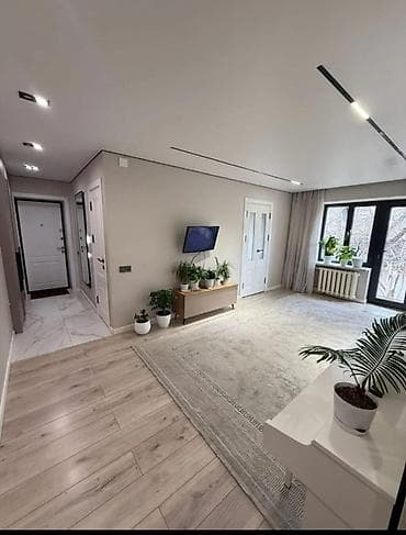 Квартиры: 3 комнаты, 55 м², Индивидуалка, Бишкек Парк ТРЦ Индивидуалка, 2 этаж, Евроремонт — 2