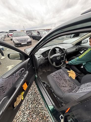 mazda 323 авто: Mazda 323: 2000 г., 1.6 л, Механика, Бензин, Универсал — 10
