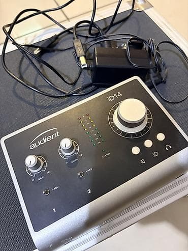 Другая аудиотехника: Audient iD14 Аудиоинтерфейс (хорошее состояние) есть пару легких — 2