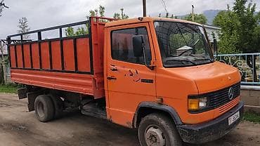 audi 4 2: Легкий грузовик, Mercedes-Benz, Стандарт — 2