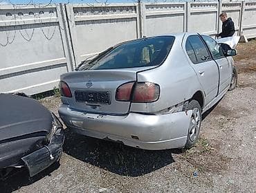 p11: Nissan Primera: 2001 г., 2 л, Вариатор, Бензин, Седан — 1