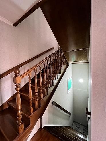 хата политех: 216 м², 8 комнат — 5