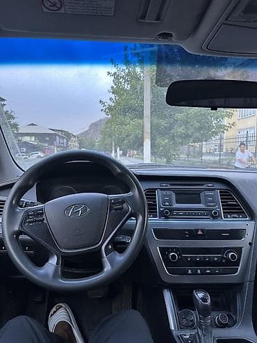 Транспорт: Hyundai Sonata: 2018 г., 2 л, Автомат, Газ, Седан — 5