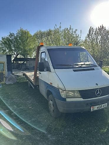 тд 2 9: Эвакуатор, Mercedes-Benz, Ломаная — 2