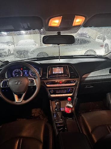 малибу 1: Hyundai Sonata: 2019 г., 2 л, Автомат, Газ, Седан — 10