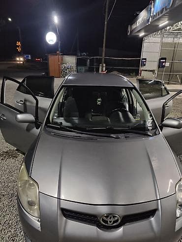 токмок авто: Toyota Auris: 2008 г., 2 л, Кол менен иштөөчү, Дизель, Хетчбек — 2