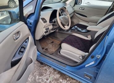 акмулятор авто: Nissan Leaf: 2012 г., Автомат, Электромобиль, Хэтчбэк — 3