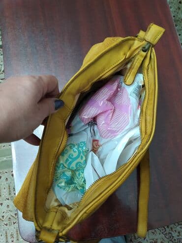 у настоящей женщины должно быть сумочка из италии: Шикарная итальянская кожаная,новая сумка, цвет горчица,отличный — 6