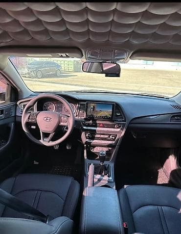 step 2: Hyundai Sonata: 2018 г., 2 л, Ручные, Газ, Седан — 5