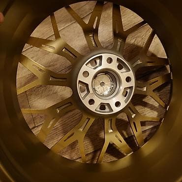 r15 185: Диски R 18 Vossen, Комплект, отверстий - 5, Новый — 9