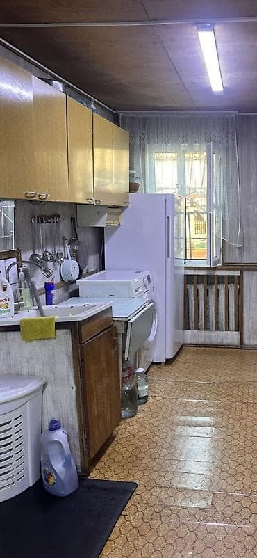 ош рынак: 60 м², 4 комнаты, Забор, огорожен — 6