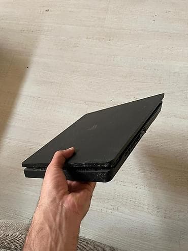 сони клуб: Игровая консоль Sony PlayStation 4 Slim (черная) - Компактный корпус — 2