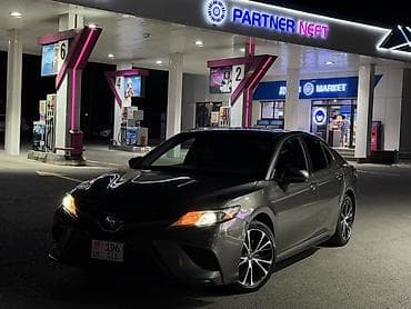 Toyota Camry: 2019 г., 2.5 л, Автомат, Бензин, Седан — 2