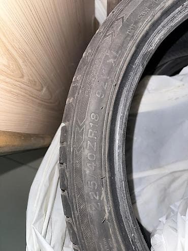 volvo s90: Комплект из 4 летних шин 225/40 ZR18 92Y XL. Особенности: - Размер — 4