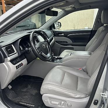 Toyota Highlander: 2019 г., Гибрид, Кроссовер — 3