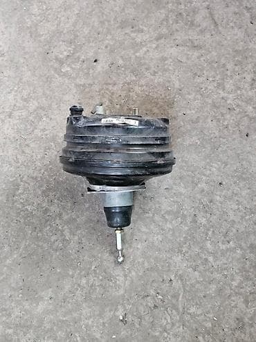 Вакуумный усилитель тормозов VW Passat B5 / B5+, 1999г.в. Оригинал