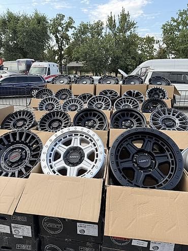 Транспорт: Литые Диски R 17 Комплект, отверстий - 5, Новый — 4
