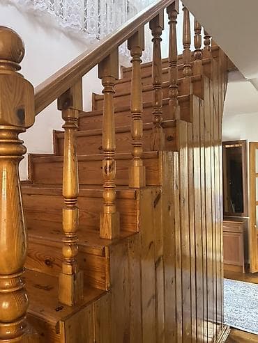 горное маевка: Дом с участком и благоустроенным двором. - жилой дом в два этажа, со — 8