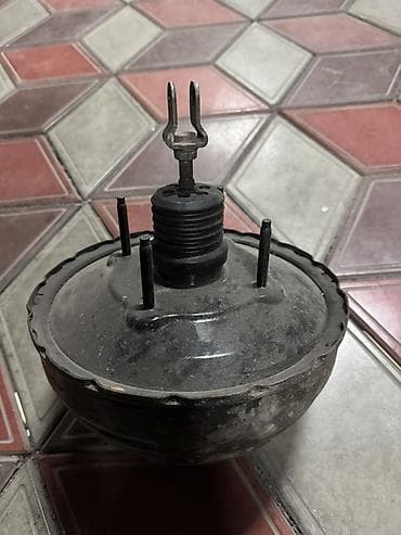 тормозные шланги: Вакуумный усилитель тормозов (ВУТ). Оригинал на Toyota камри 25ка 3 — 1