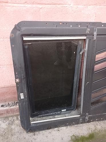 Люк крыши Mercedes-Benz