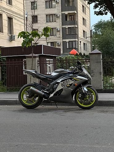 Мотоциклы: Спортивный мотоцикл Yamaha YZF-R6 - Классическая “шестисотка” Yamaha — 6