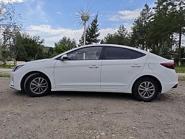 land cr: Hyundai Elantra: 2019 г., 1.6 л, Автомат, Бензин, Седан — 3