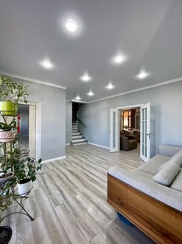 vector: 🏠 Продаётся Таунхаус 📍с. Беш-Кунгей (4 км от Магистрали) 📐Площадь - — 8