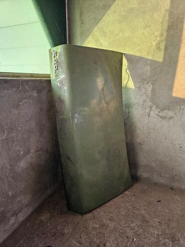 старая модель dell: Крышка багажника Mercedes-Benz, 1982 г., Б/у, Оригинал — 1