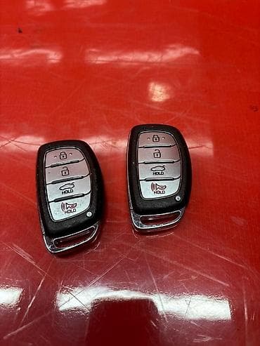 philips xenium w7555: Ключ Hyundai 2018 г., Б/у, Оригинал — 1