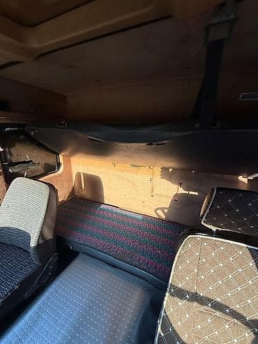 Унаа: Жүк ташуучу унаа, Mercedes-Benz, Стандарт, Колдонулган — 6
