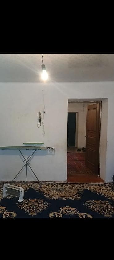 Үйдү ижарага алам: 58 м², 3 бөлмө, Забор, тосулган — 3