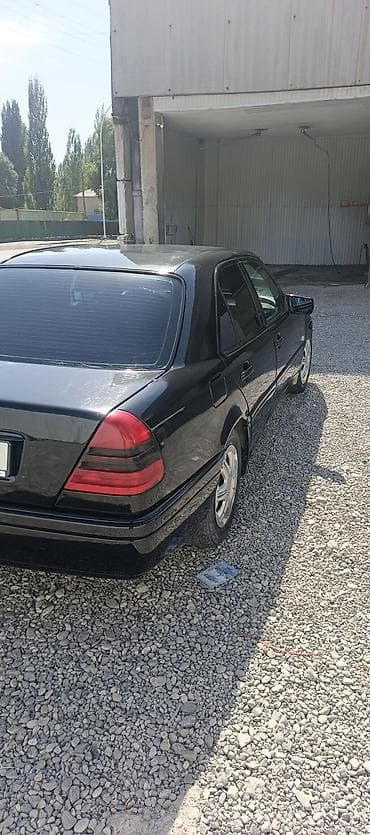 Транспорт: Mercedes-Benz 190: 1995 г., 1.8 л, Автомат, Бензин, Седан — 4