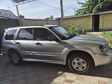 Subaru Forester: 2004 г., 2 л, Автомат, Бензин, Кроссовер — 4