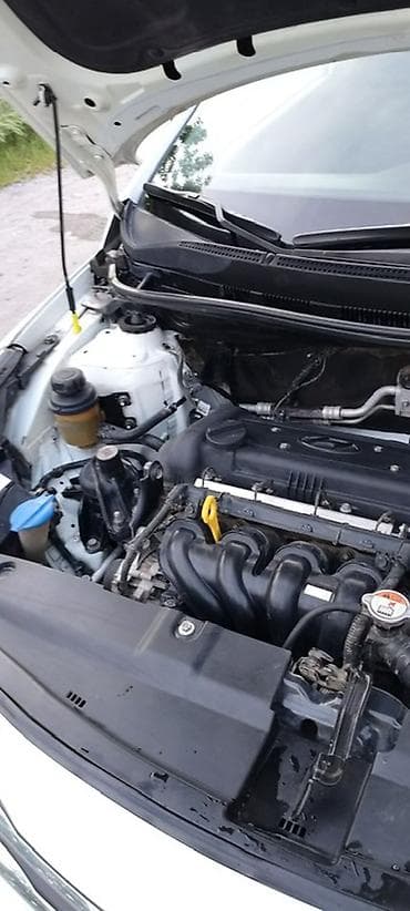 hyundai aventa: Hyundai Accent: 2014 г., 1.4 л, Автомат, Бензин, Седан — 9