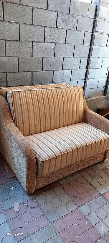 Угловые диваны: Прямой диван — 1