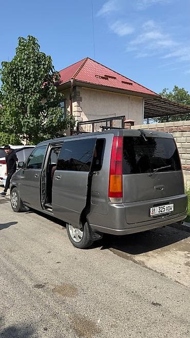 сиденья передние: Honda Stepwgn: 2000 г., 2 л, Автомат, Бензин, Минивэн — 3