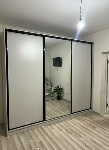 Шкафы-прихожие: Шкаф купе, Новый, С зеркалом, ЛДСП — 1