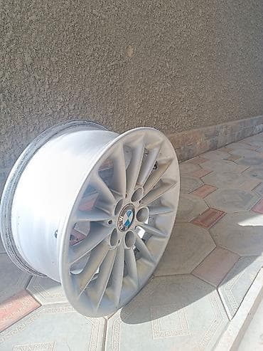 диски с резиной: Литые Диски R 16 BMW, Комплект, отверстий - 5, Б/у — 4