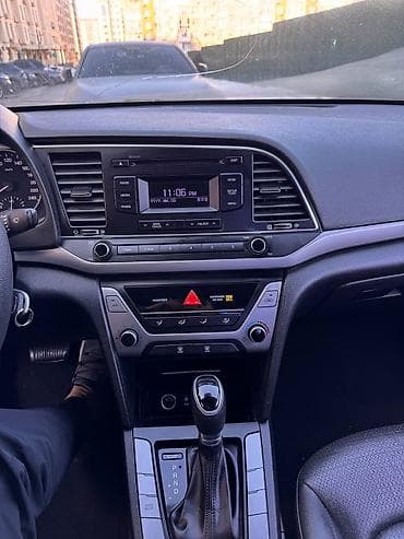 авто лив: Hyundai Avante: 2017 г., 1.6 л, Автомат, Бензин, Седан — 7