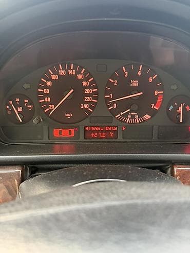 сидения форестер: BMW 5 series: 1999 г., Седан — 10