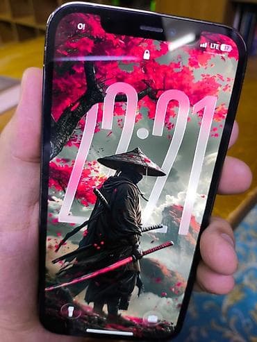 IPhone 12 Pro, Б/у, 128 ГБ, Графит, Зарядное устройство, 83 %