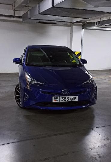 byd e2 2019: Toyota Prius: 2018 г., 1.8 л, Автомат, Гибрид, Лифтбек — 1